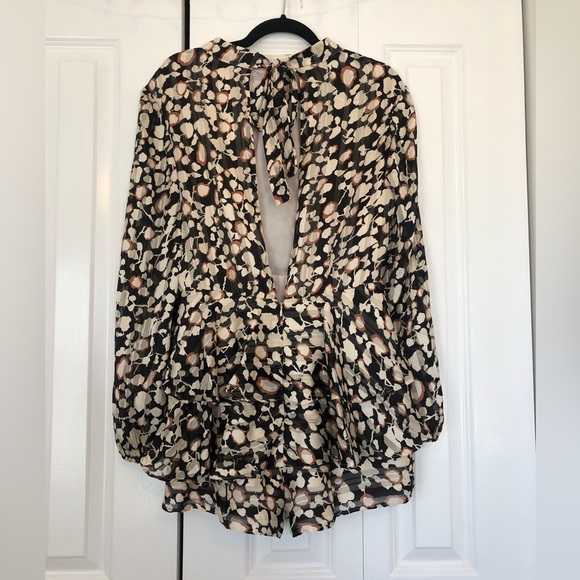 NWT Endless Rose open back romper - Picture 9 of 15